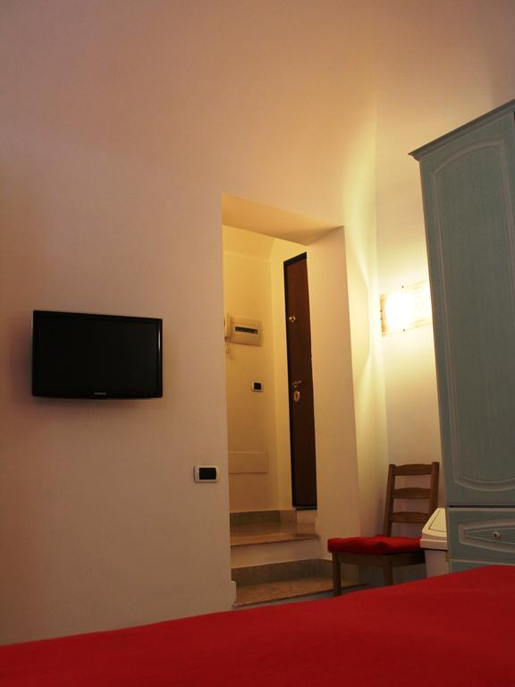 Hella Ibernesi 23 Fori Imperiali Inn, New Gestion! โรม ห้อง รูปภาพ