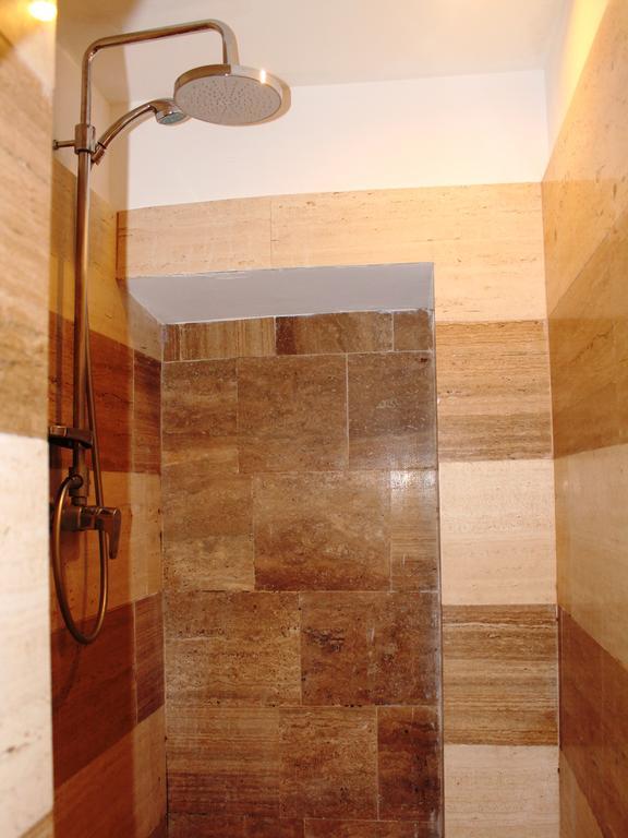 Hella Ibernesi 23 Fori Imperiali Inn, New Gestion! โรม ห้อง รูปภาพ