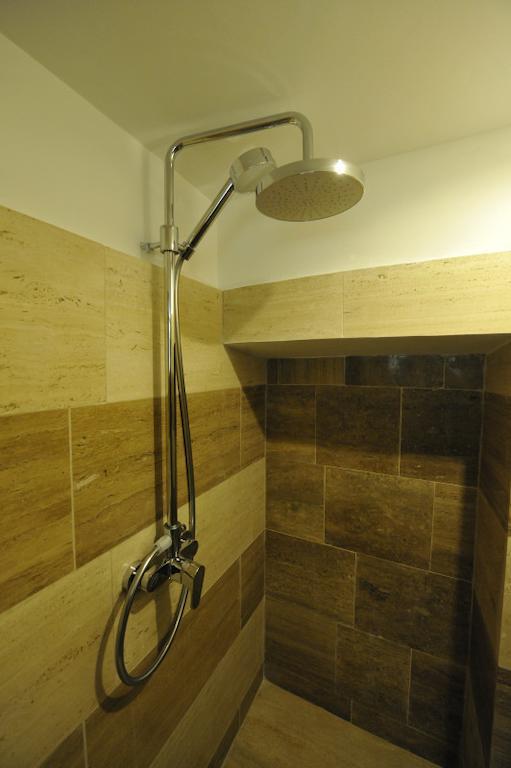 Hella Ibernesi 23 Fori Imperiali Inn, New Gestion! โรม ห้อง รูปภาพ